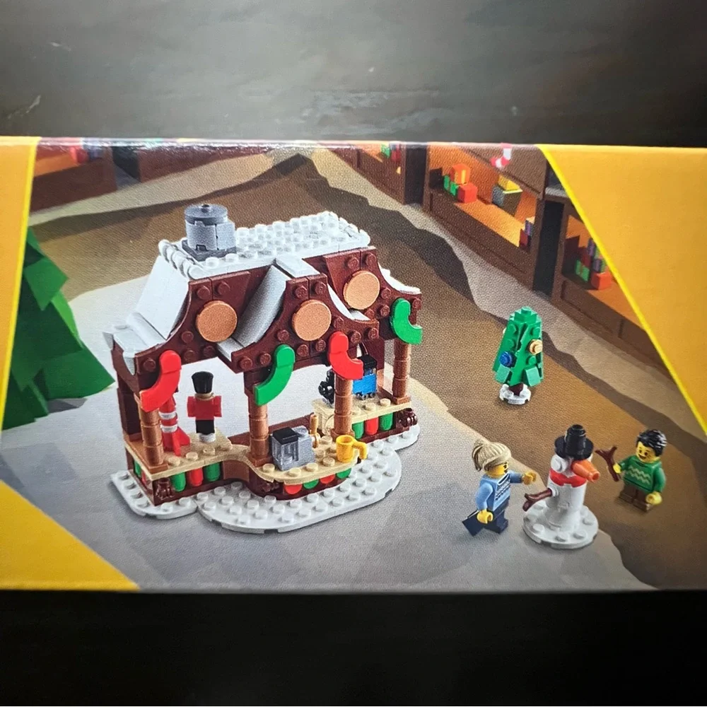 LEGO 40602 Creator Winter Market Stall Exclusive Holidays Set, 271 Piece, NIB